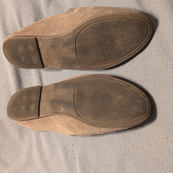Lucky Brand, beige loafers, size 6.5 - Picture 2 of 4